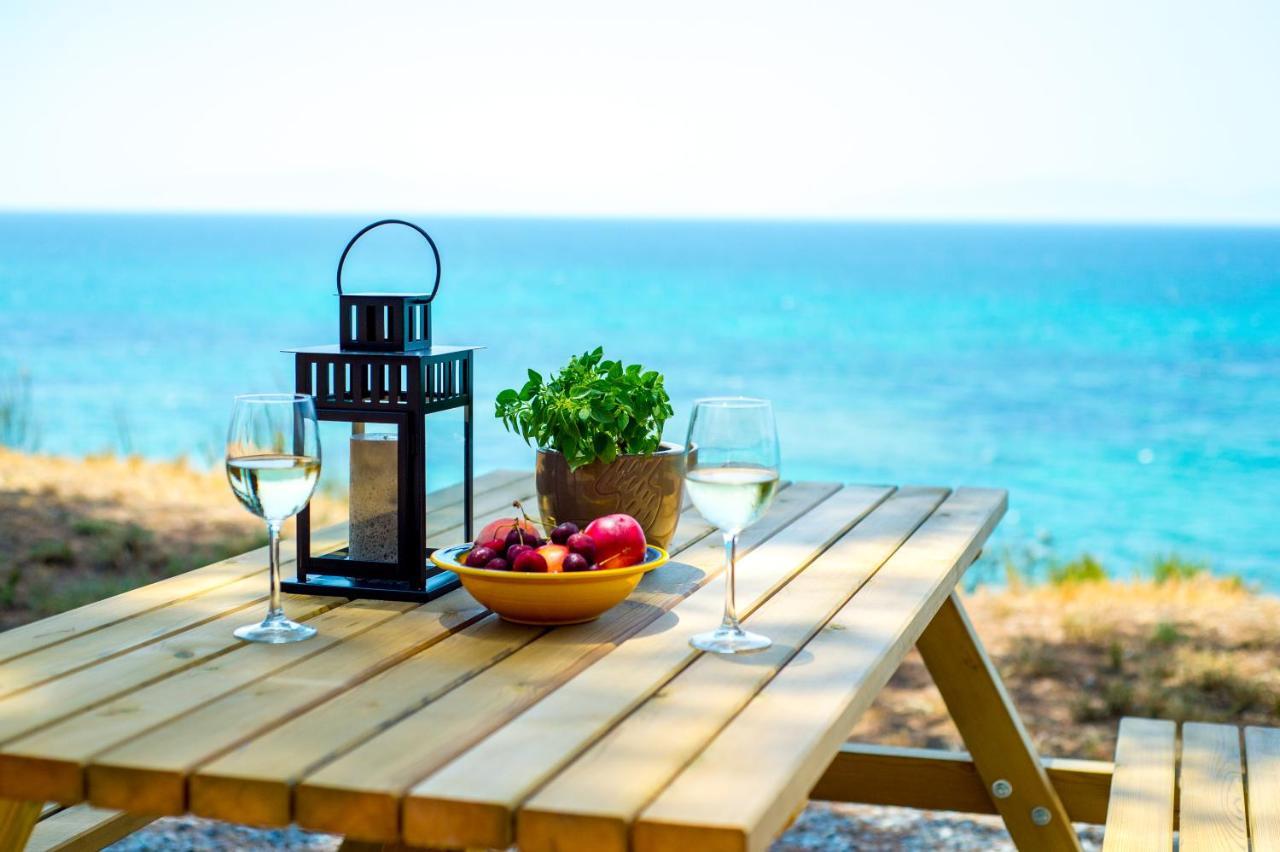 Summerday Villa Private Beach Nea Iraklia Esterno foto
